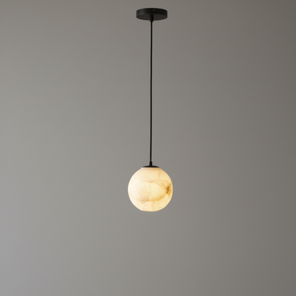 Alabaster Globe | Pendelleuchte für Esszimmer und Wohnzimmer
