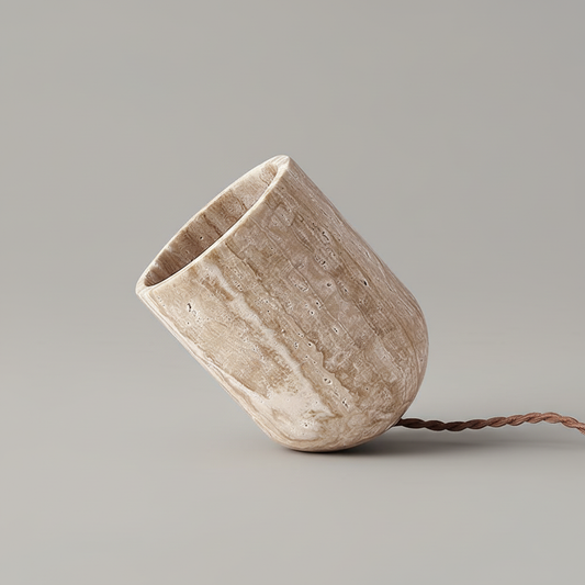 Amidori | Tischlampe aus natürlichem Travertin Beige